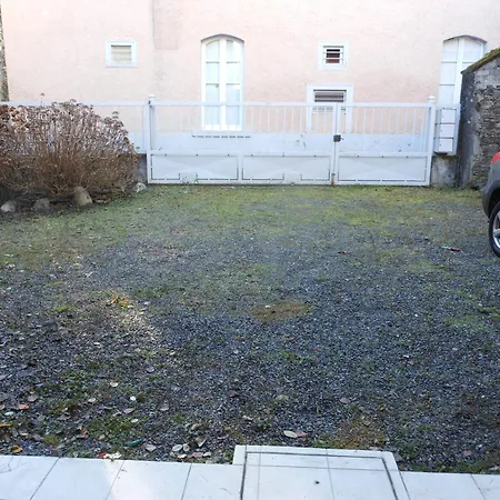 Adorable Meuble De Standing Dans Montagnard *