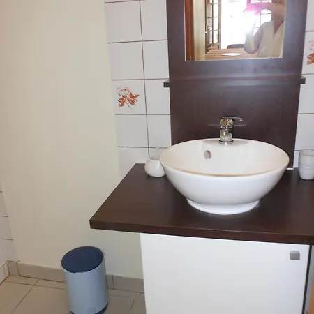 Adorable Meuble De Standing Dans Montagnard *